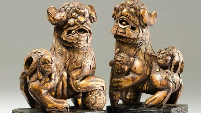 Fu Dogs meaning and placement